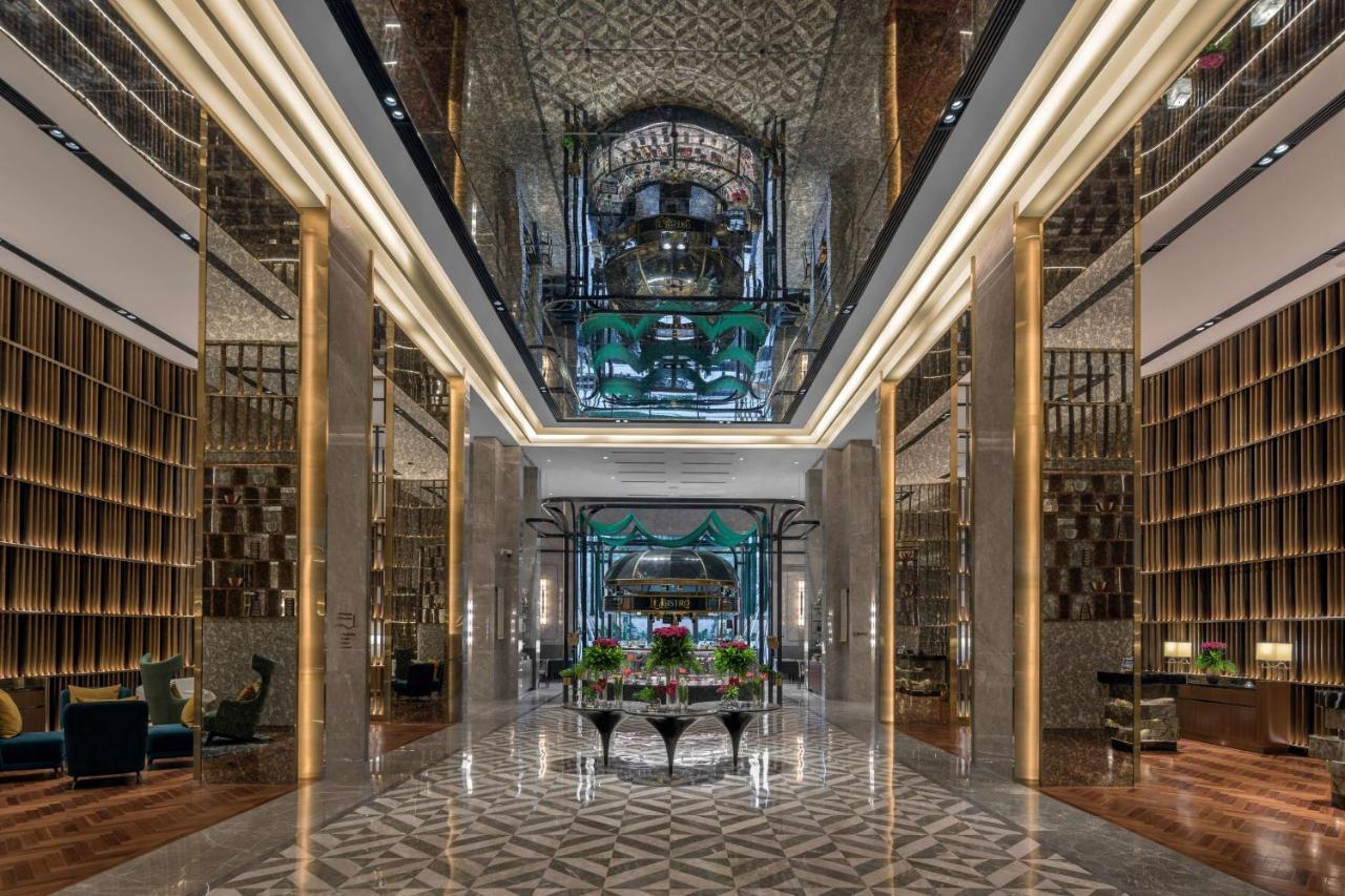 Radisson Blu Hotel & Spa, ナーシク エクステリア 写真