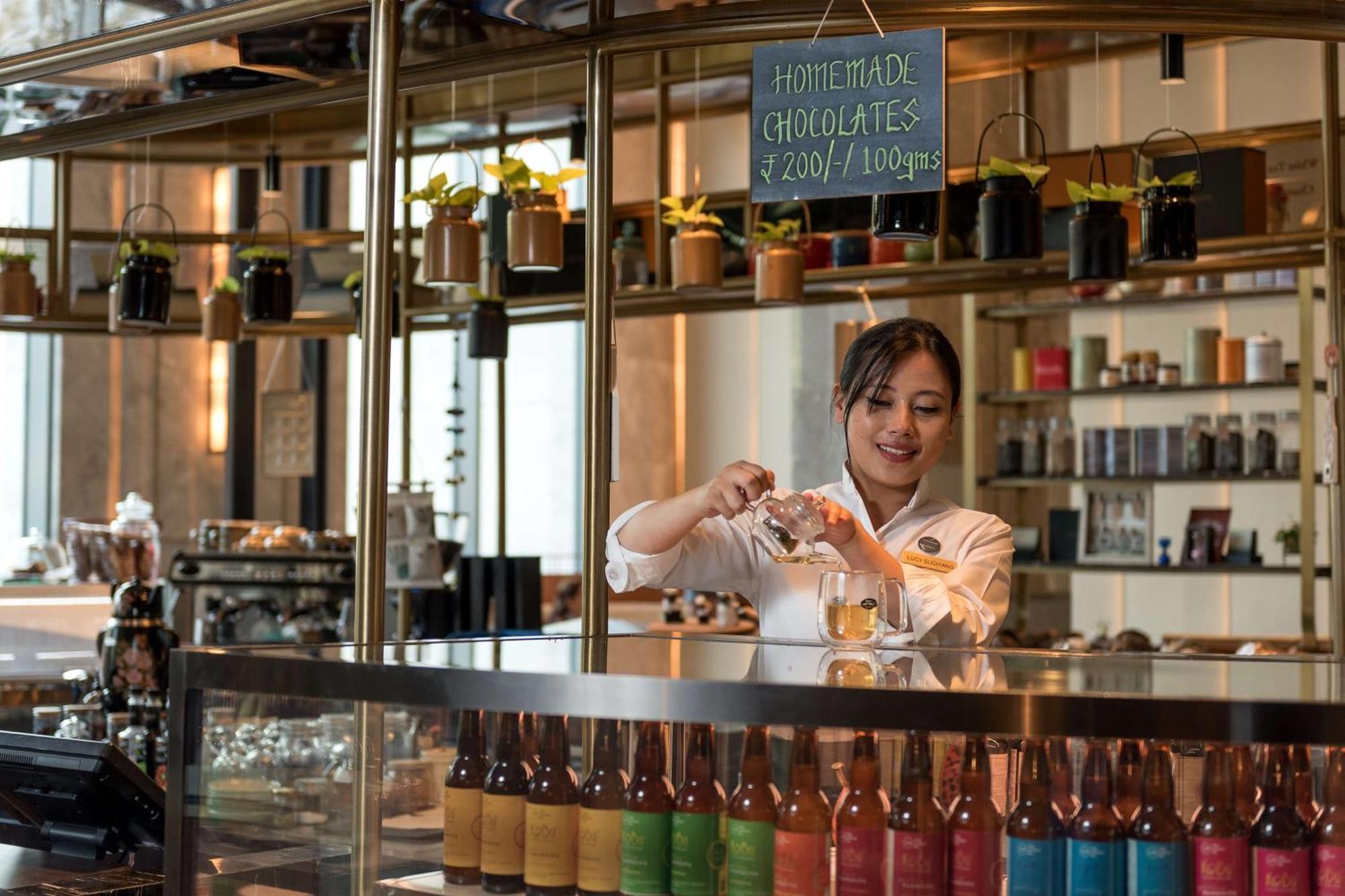 Radisson Blu Hotel & Spa, ナーシク エクステリア 写真