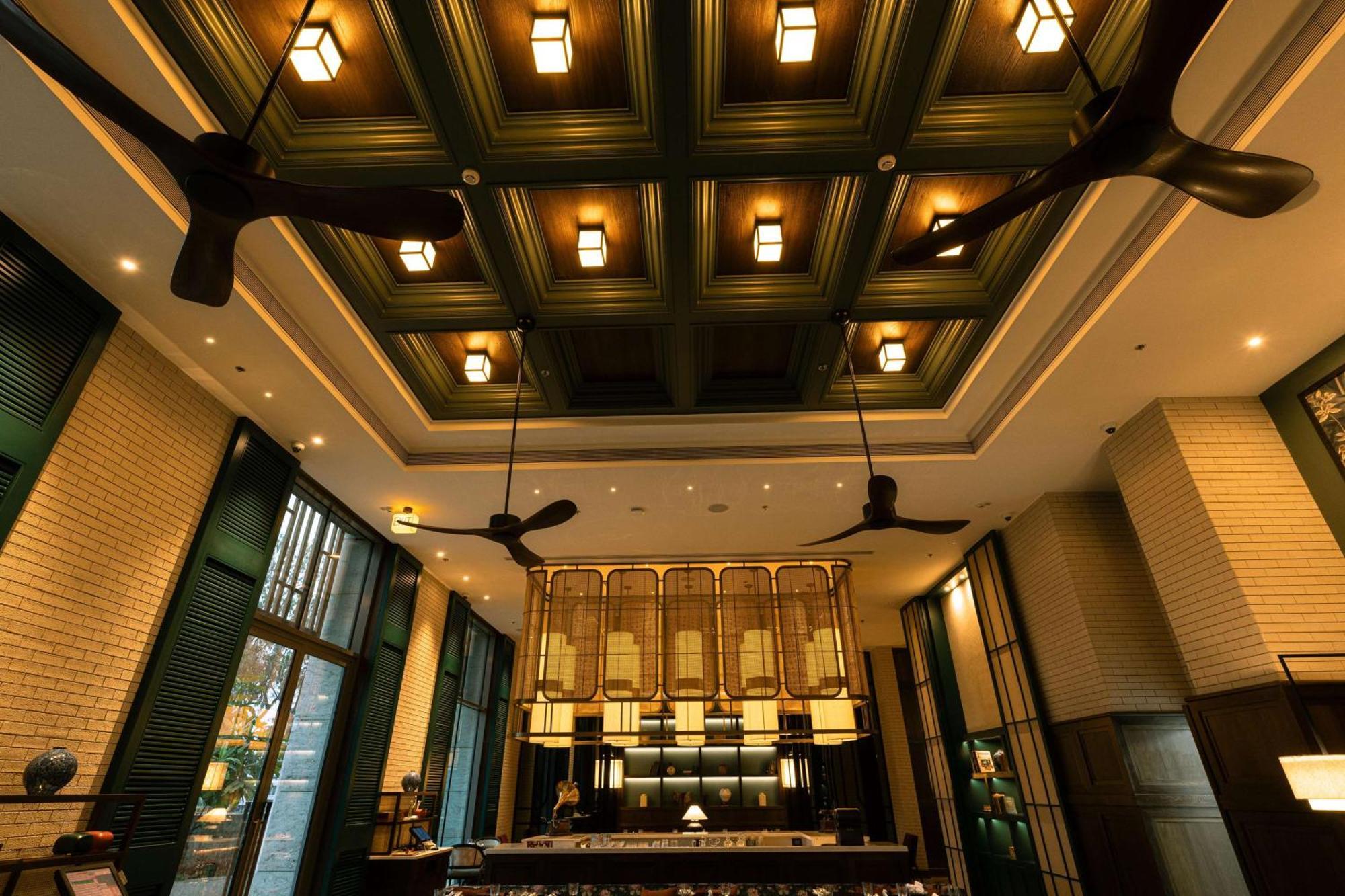 Radisson Blu Hotel & Spa, ナーシク エクステリア 写真